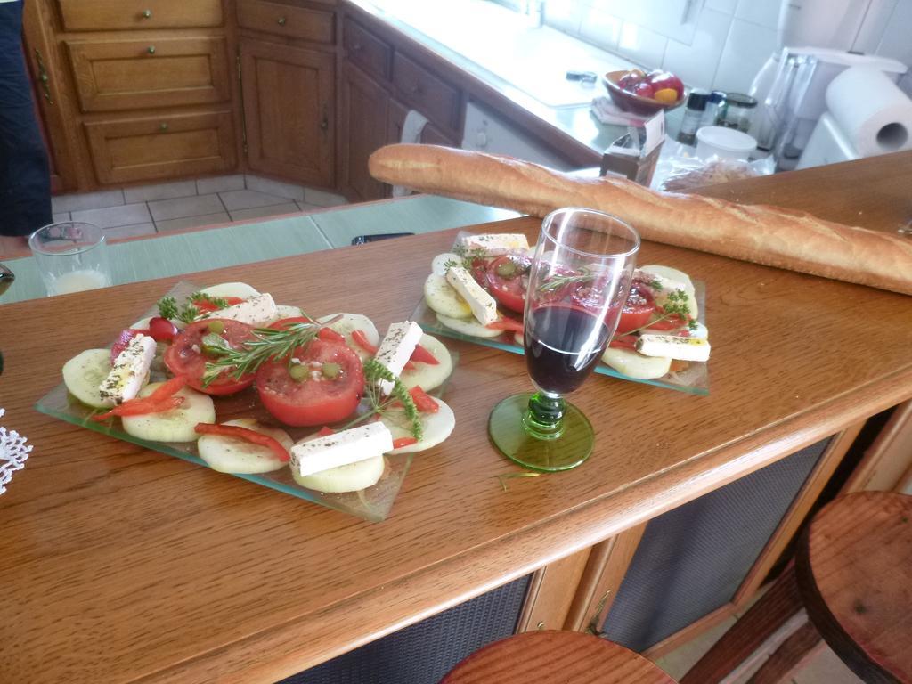 La Roulotte De Pommette Et Billy Bed & Breakfast La Hoguette Luaran gambar